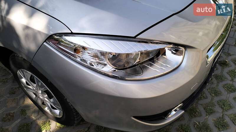 Седан Renault Fluence 2011 в Ивано-Франковске фото 14 Седан Renault Fluence 2011 в Ивано-Франковске