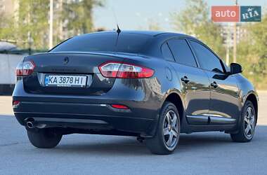 Седан Renault Fluence 2012 в 