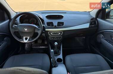 Седан Renault Fluence 2012 в 