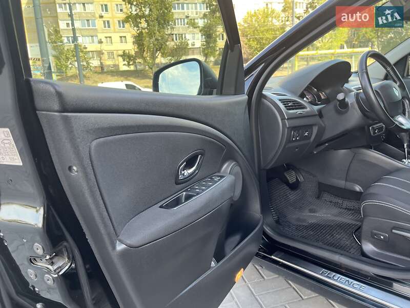 Седан Renault Fluence 2013 в Дніпрі