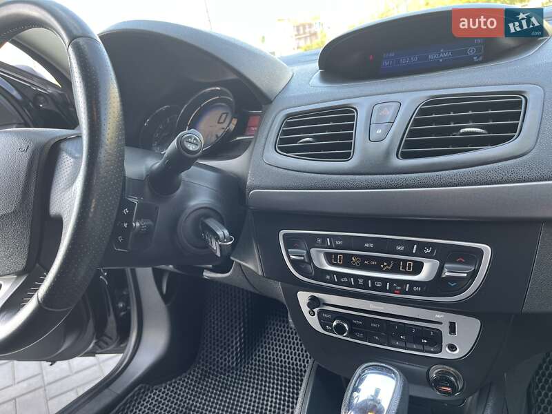 Седан Renault Fluence 2013 в Дніпрі