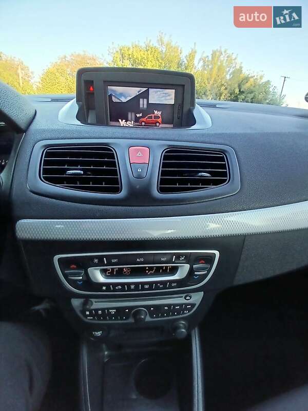 Седан Renault Fluence 2011 в Дубно