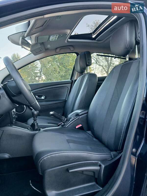 Седан Renault Fluence 2011 в Дубно