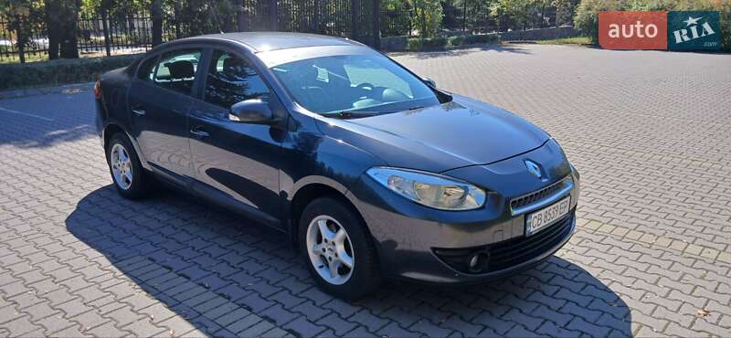 Седан Renault Fluence 2011 в Миргороде
