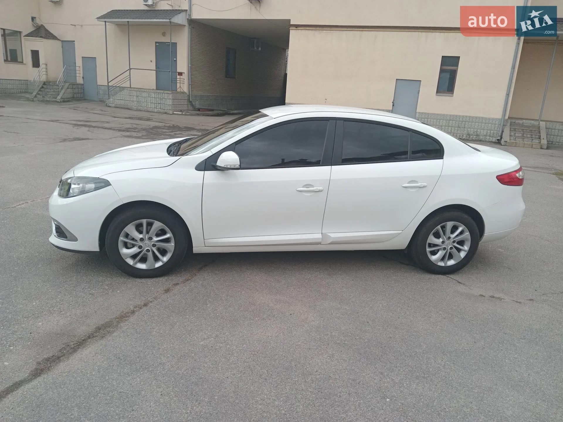 2015 Renault Fluence - мініатюра 4
