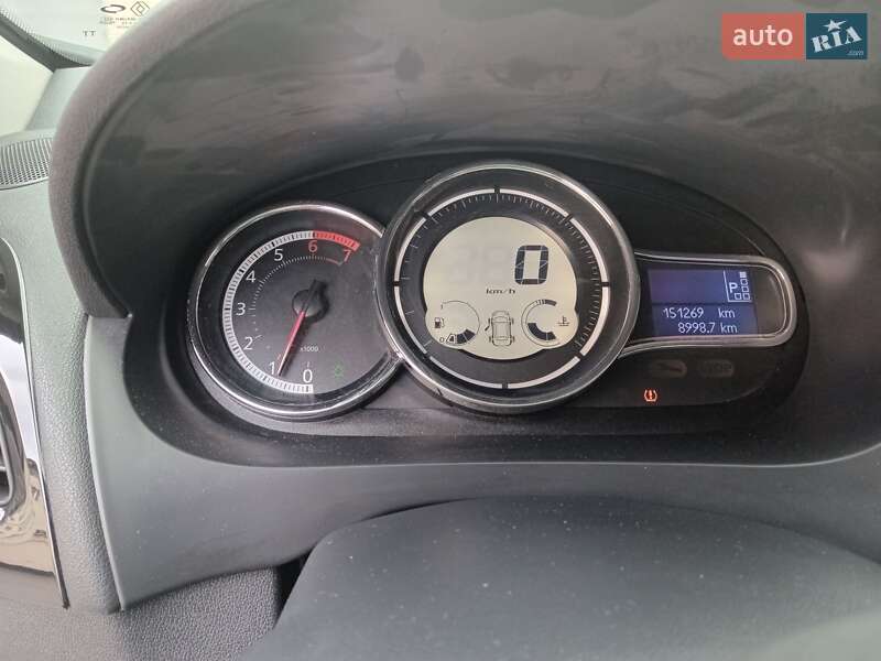 Седан Renault Fluence 2015 в Харькове фото 15 Седан Renault Fluence 2015 в Харькове