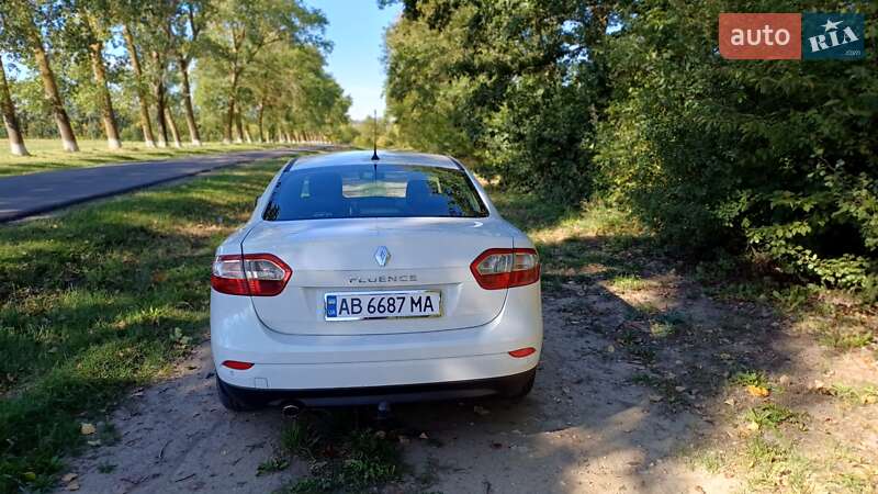 Седан Renault Fluence 2012 в Мурованых Куриловцах