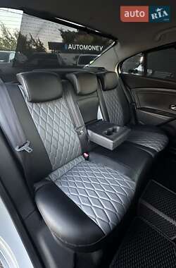Седан Renault Fluence 2011 в 