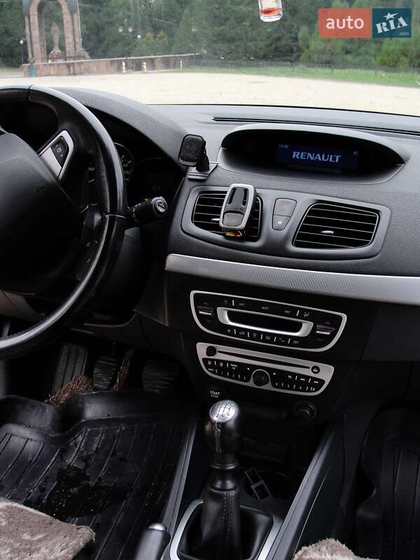 Седан Renault Fluence 2012 в Тернополе