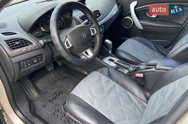 Седан Renault Fluence 2010 в 