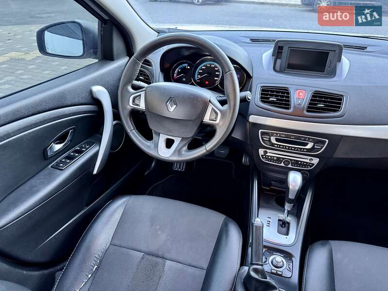Седан Renault Fluence 2011 в Одессе