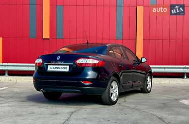 Седан Renault Fluence 2015 в 