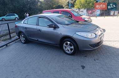 Седан Renault Fluence 2010 в 
