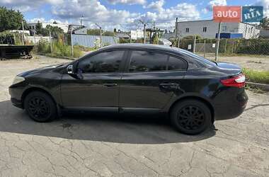 Седан Renault Fluence 2012 в 