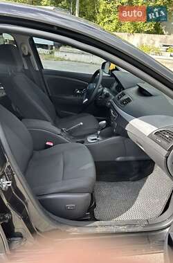 Седан Renault Fluence 2012 в 