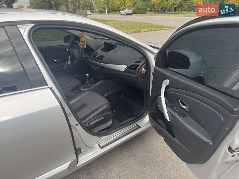 Седан Renault Fluence 2010 в Горишних Плавнях