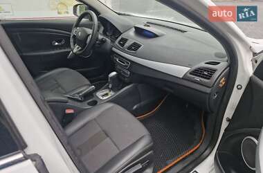Седан Renault Fluence 2011 в 