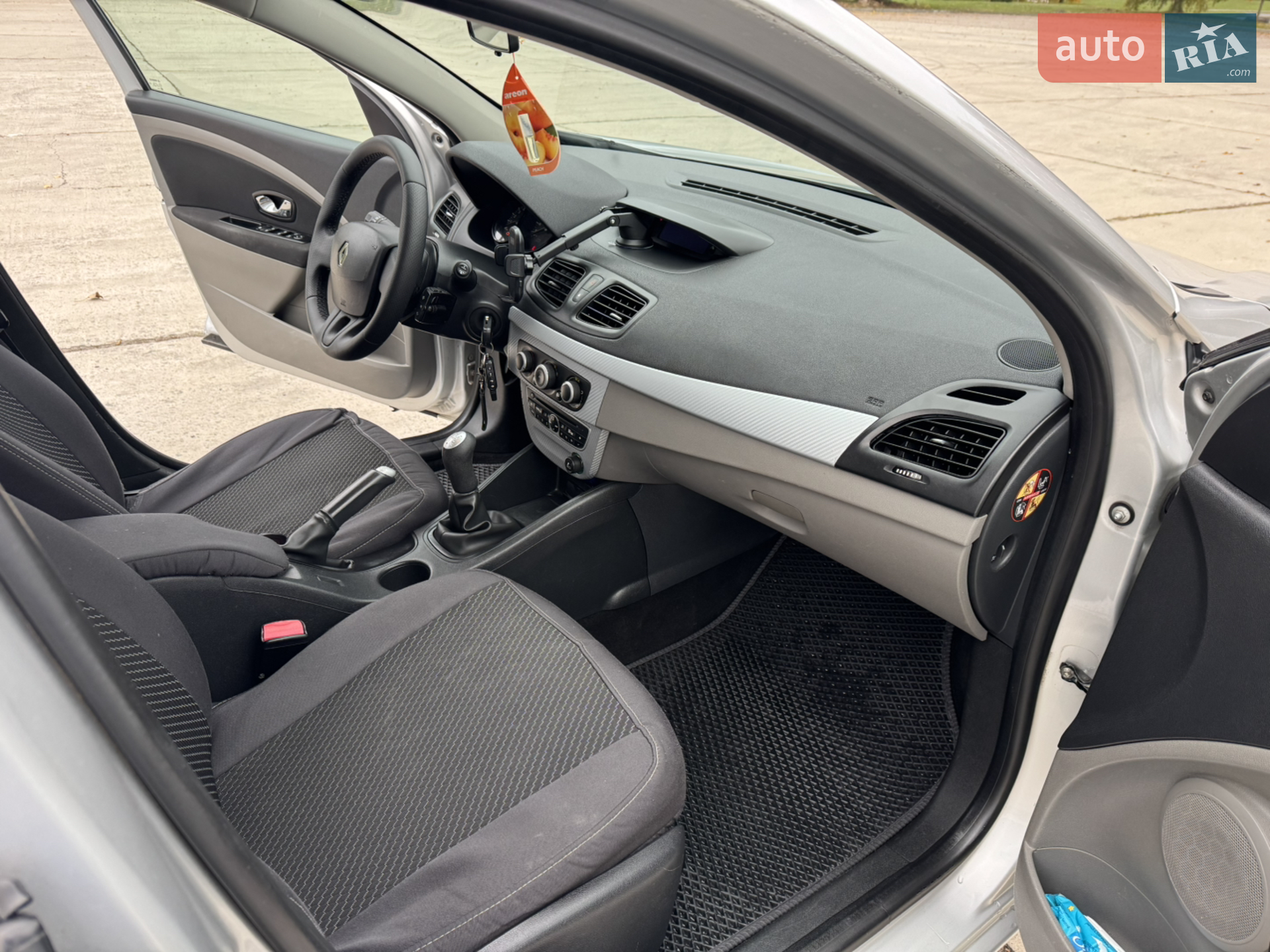 2012 Renault Fluence - мініатюра 9