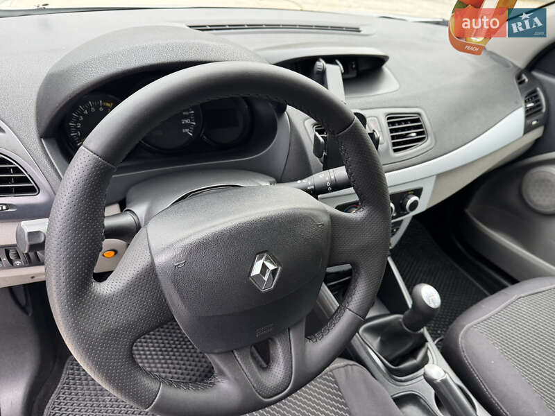 Седан Renault Fluence 2012 в Каневі фото 17 Седан Renault Fluence 2012 в Каневі