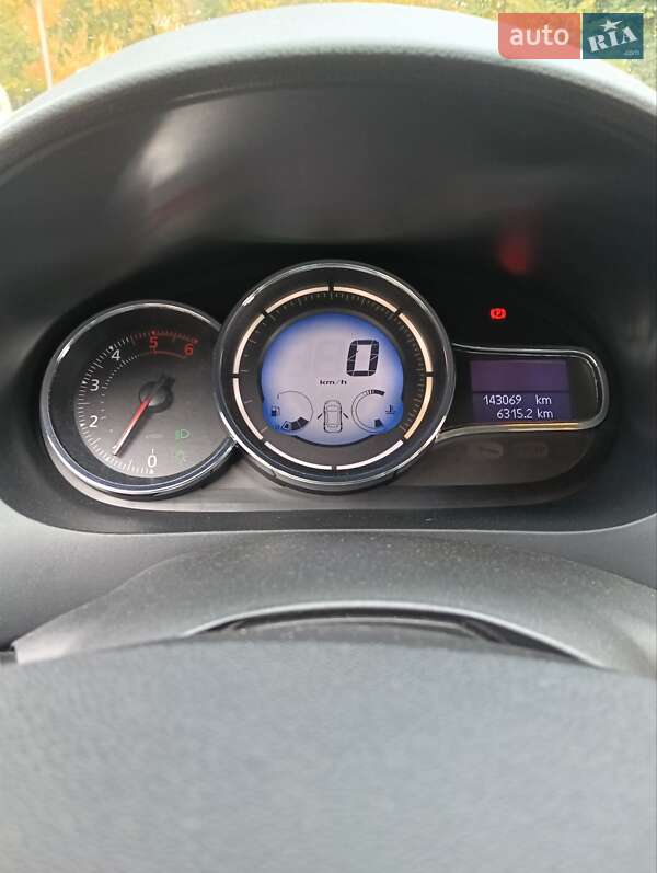 Седан Renault Fluence 2013 в Ровно