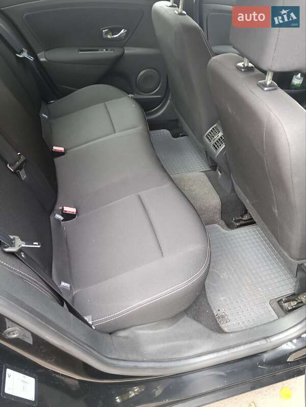Седан Renault Fluence 2013 в Ровно