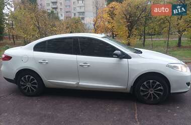Седан Renault Fluence 2011 в 