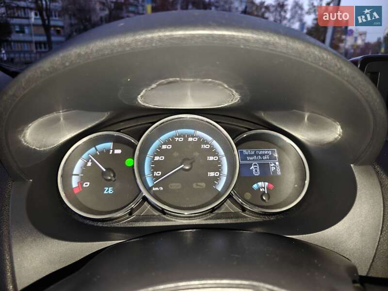 Седан Renault Fluence 2011 в Харкові