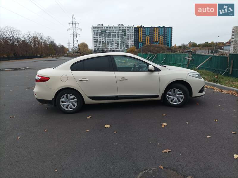 Седан Renault Fluence 2013 в Чернігові