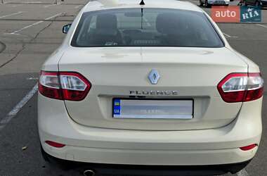Седан Renault Fluence 2013 в Киеве