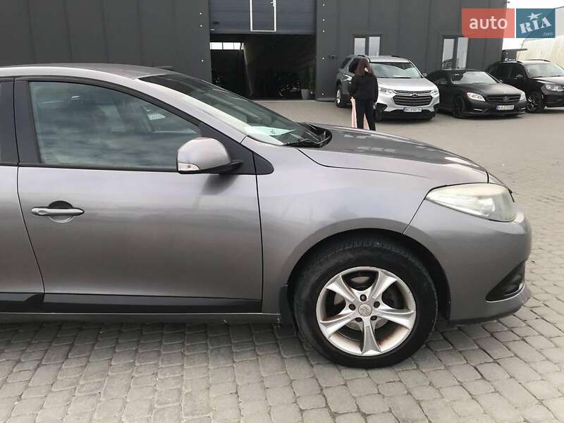 Седан Renault Fluence 2013 в Львове