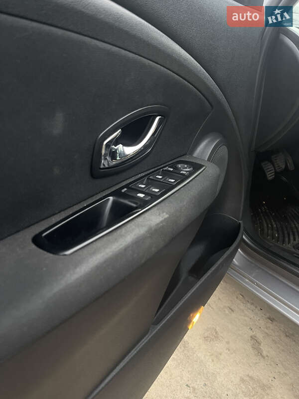 Седан Renault Fluence 2013 в Днепре