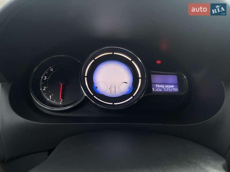 Седан Renault Fluence 2013 в Днепре