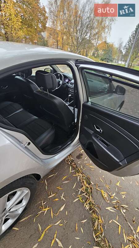 Седан Renault Fluence 2013 в Рівному фото 22 Седан Renault Fluence 2013 в Рівному