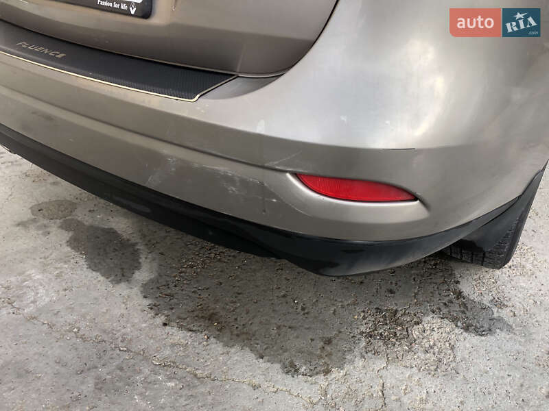 Седан Renault Fluence 2010 в Киеве фото 10 Седан Renault Fluence 2010 в Киеве