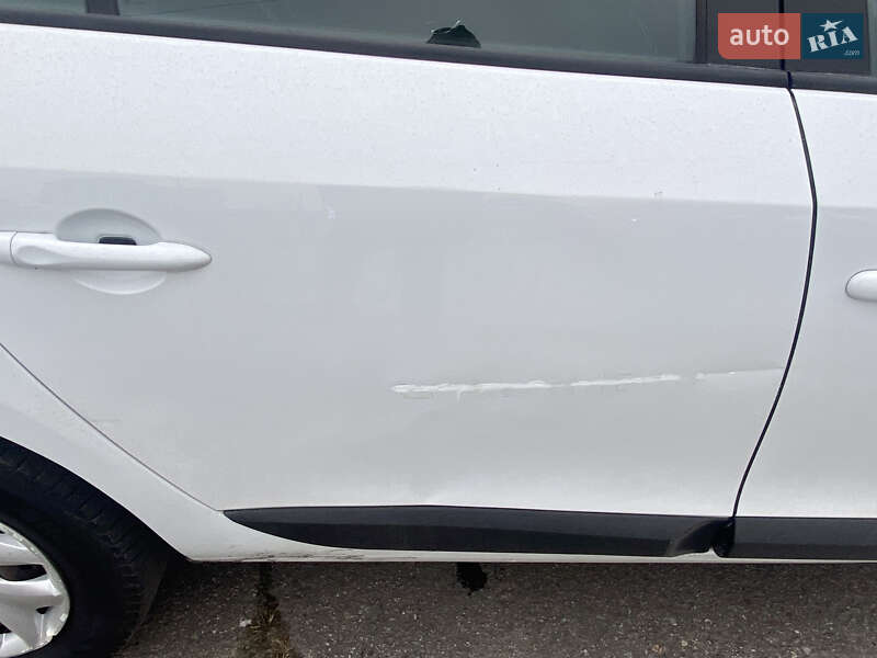 Седан Renault Fluence 2014 в Киеве