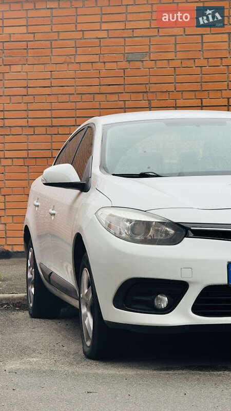 Седан Renault Fluence 2016 в Киеве