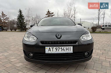 Седан Renault Fluence 2010 в Ивано-Франковске
