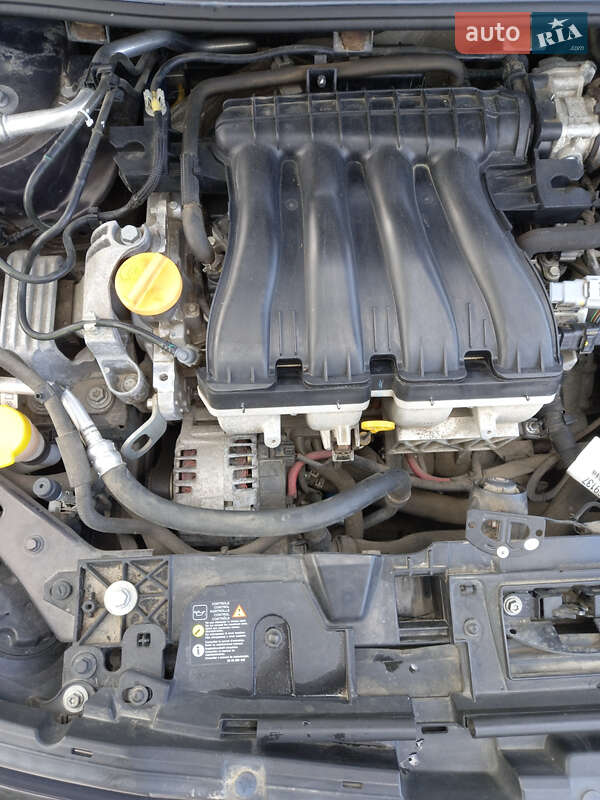 Седан Renault Fluence 2013 в Вараше