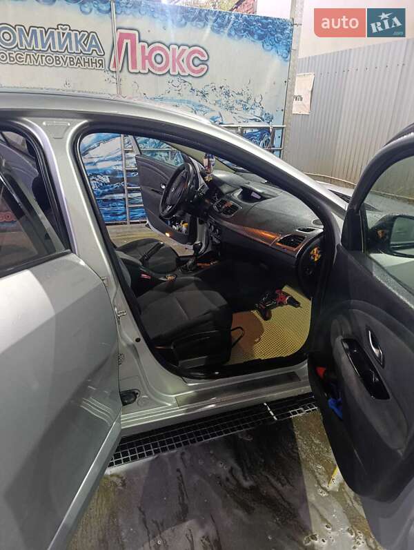 Седан Renault Fluence 2012 в Черновцах фото 4 Седан Renault Fluence 2012 в Черновцах