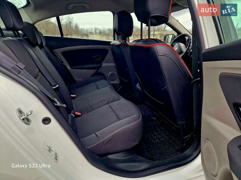 Седан Renault Fluence 2011 в Одессе