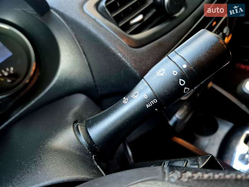 Седан Renault Fluence 2011 в Києві фото 22 Седан Renault Fluence 2011 в Києві