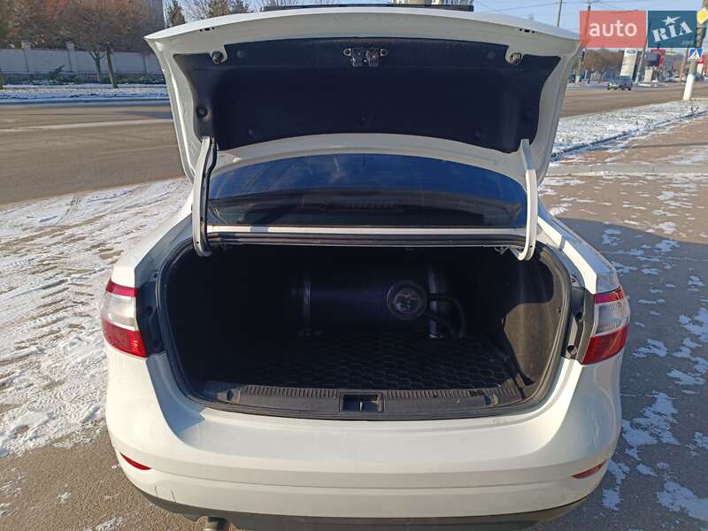 Седан Renault Fluence 2010 в Кропивницькому