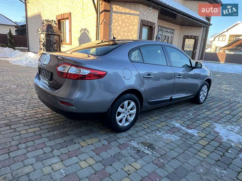 Седан Renault Fluence 2011 в Івано-Франківську