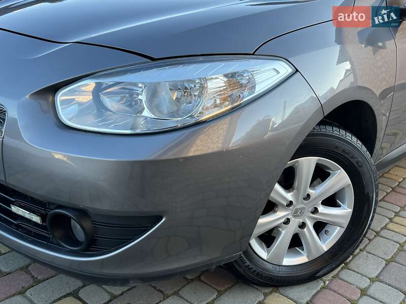 Седан Renault Fluence 2011 в Івано-Франківську