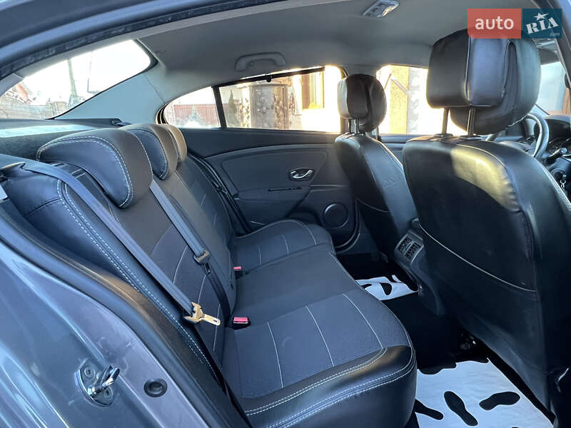 Седан Renault Fluence 2011 в Івано-Франківську