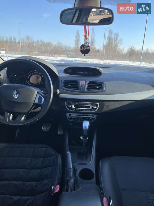 Седан Renault Fluence 2011 в Кривом Роге