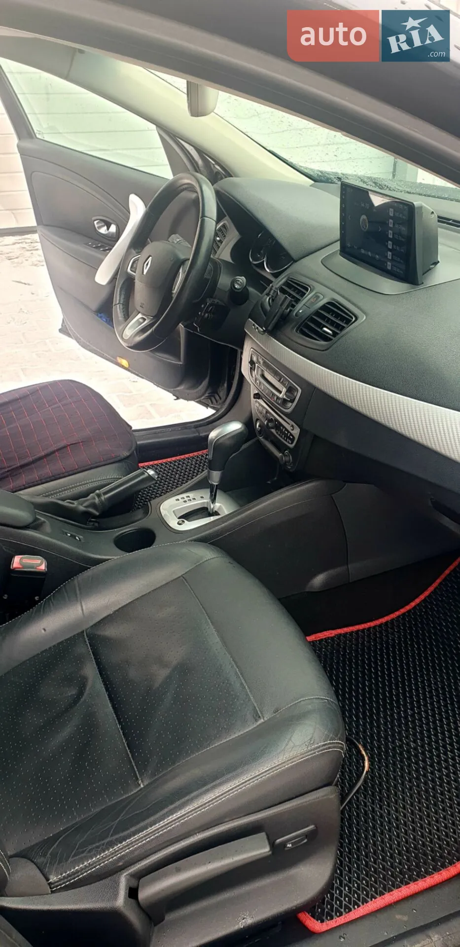 2010 Renault Fluence - мініатюра 17