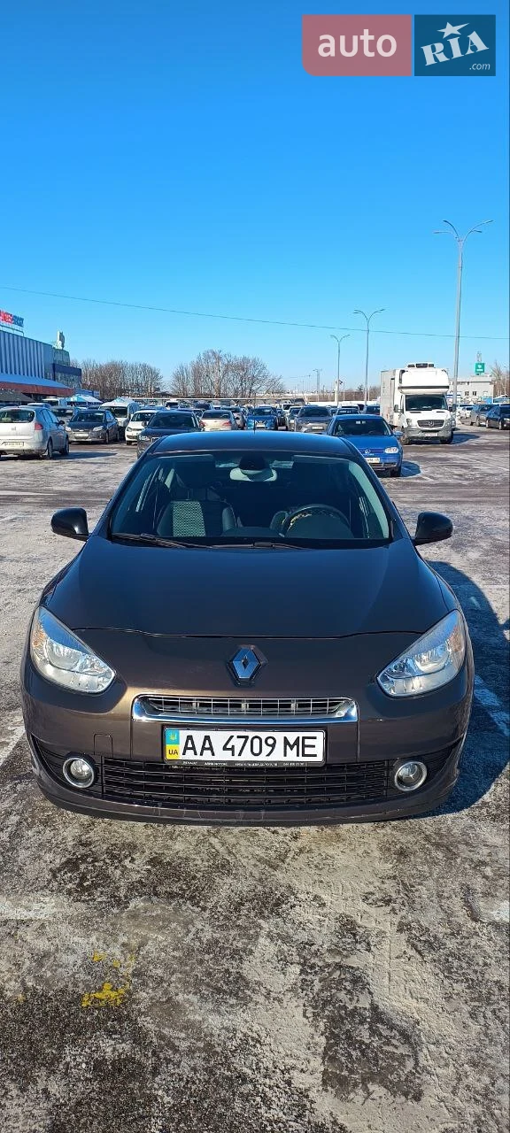 2011 Renault Fluence - мініатюра 12