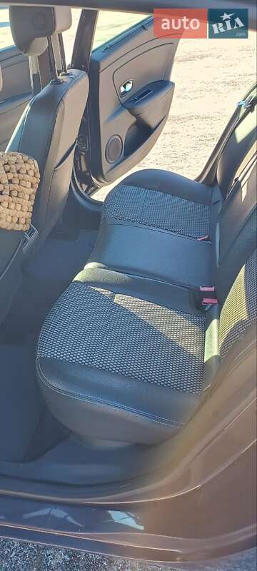 Седан Renault Fluence 2012 в Киеве