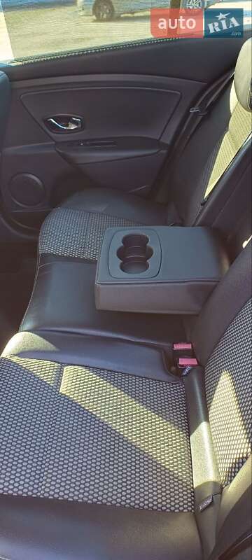 Седан Renault Fluence 2012 в Киеве